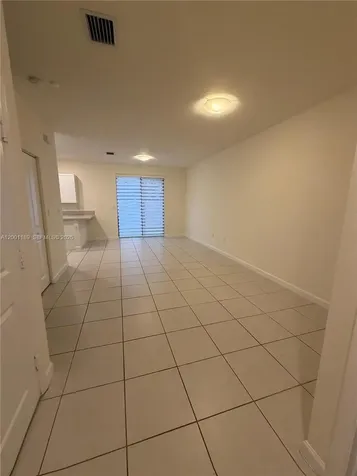 11104 W 33rd Way Hialeah FL 33018