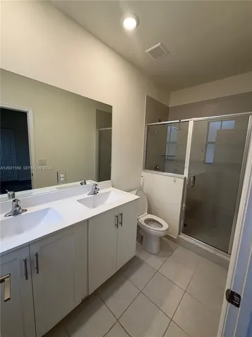 11104 W 33rd Way Hialeah FL 33018
