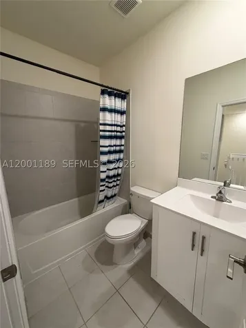 11104 W 33rd Way Hialeah FL 33018