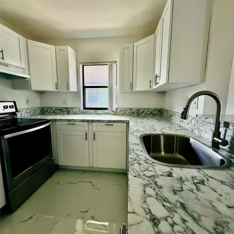 4030 NW 87th Avenue Sunrise FL 33351