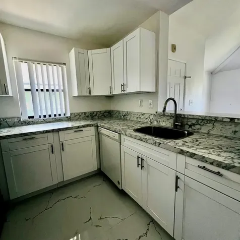 4030 NW 87th Avenue Sunrise FL 33351