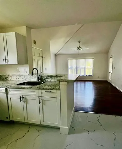 4030 NW 87th Avenue Sunrise FL 33351