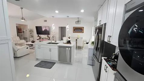 8421 NW 8th Street Pembroke Pines FL 33024