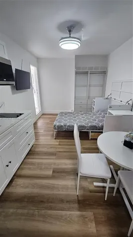 8421 NW 8th Street Pembroke Pines FL 33024