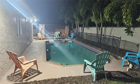 8421 NW 8th Street Pembroke Pines FL 33024