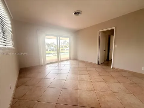 2730 NE 7th Street Pompano Beach FL 33062
