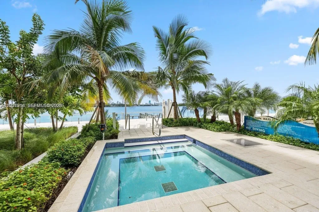 1000 West Avenue Miami Beach FL 33139