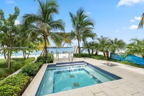 1000 West Avenue Miami Beach FL 33139