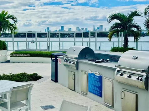 1000 West Avenue Miami Beach FL 33139