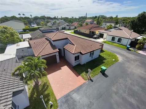 10959 SW 72nd Terrace Miami FL 33173