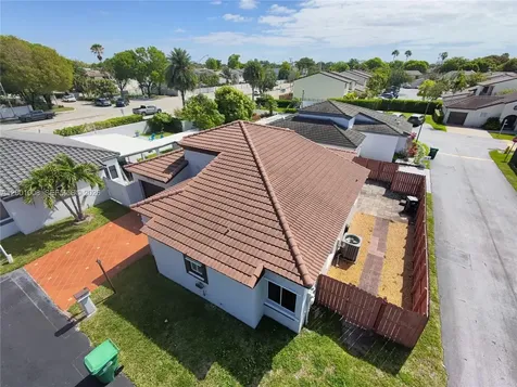 10959 SW 72nd Terrace Miami FL 33173