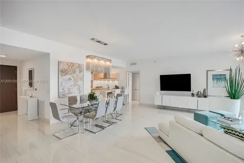 17111 Biscayne Boulevard North Miami Beach FL 33160