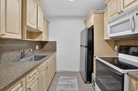 101 SW 132nd Way Pembroke Pines FL 33027
