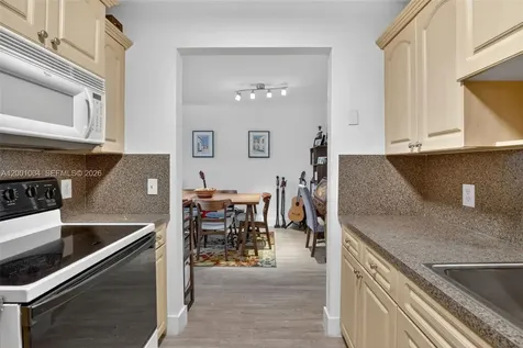 101 SW 132nd Way Pembroke Pines FL 33027