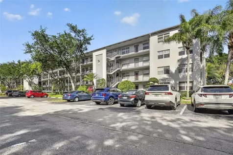 101 SW 132nd Way Pembroke Pines FL 33027