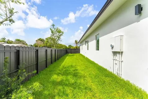 7980 SW 184th Terrace Cutler Bay FL 33157