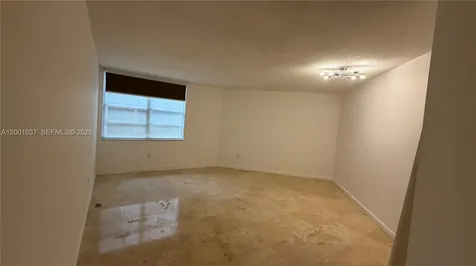2750 NE 183rd Street Aventura FL 33160