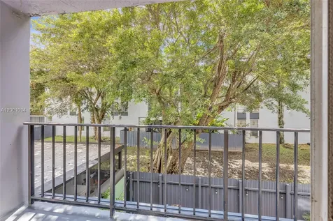 210 Fontainebleau Boulevard Miami FL 33172