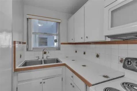 210 Fontainebleau Boulevard Miami FL 33172