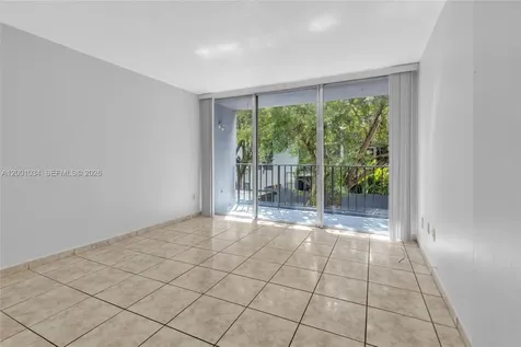 210 Fontainebleau Boulevard Miami FL 33172