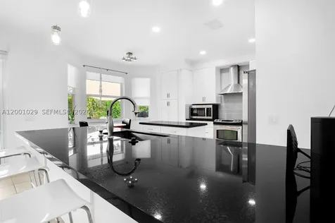 4467 Fox Glove Lane Weston FL 33331