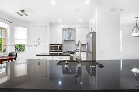 4467 Fox Glove Lane Weston FL 33331