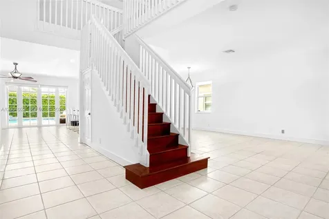 4467 Fox Glove Lane Weston FL 33331