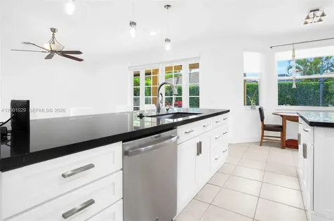 4467 Fox Glove Lane Weston FL 33331