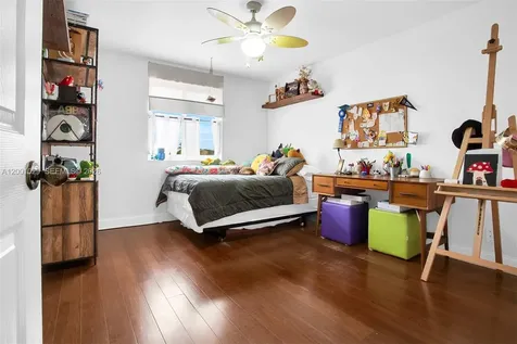 4467 Fox Glove Lane Weston FL 33331