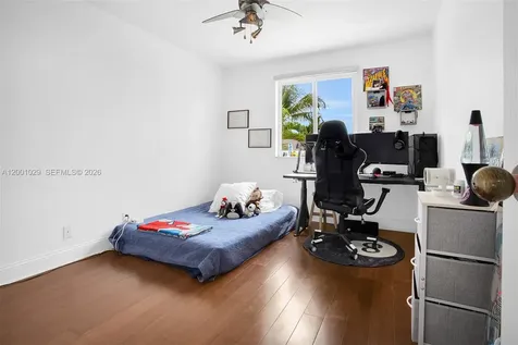 4467 Fox Glove Lane Weston FL 33331
