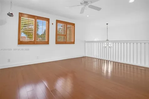 4467 Fox Glove Lane Weston FL 33331