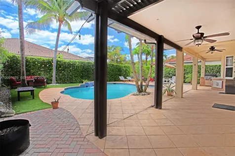 4467 Fox Glove Lane Weston FL 33331