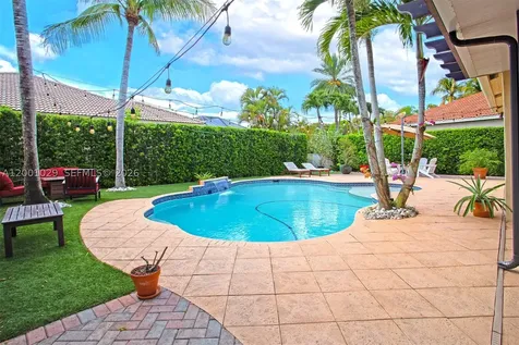 4467 Fox Glove Lane Weston FL 33331