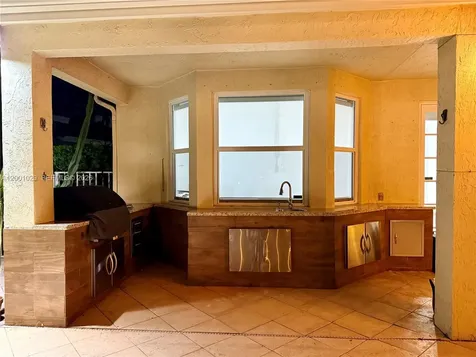 4467 Fox Glove Lane Weston FL 33331