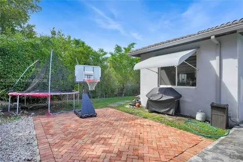 820 W 43rd Court Miami Beach FL 33140