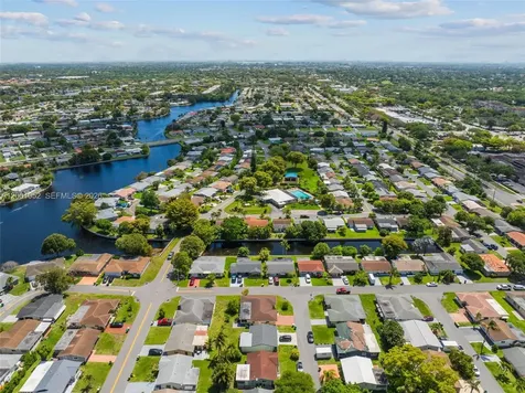 7301 NW 57th Place Tamarac FL 33321
