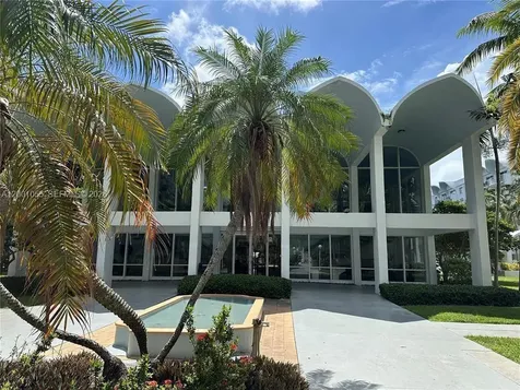496 NW 165th Street Road Miami FL 33169