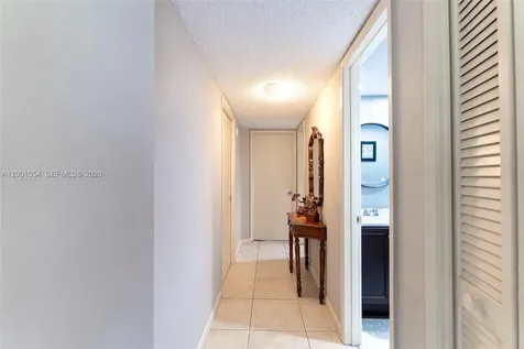 4221 W Palm Aire Drive Pompano Beach FL 33069