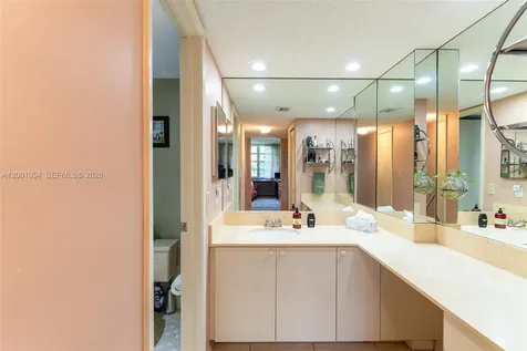 4221 W Palm Aire Drive Pompano Beach FL 33069