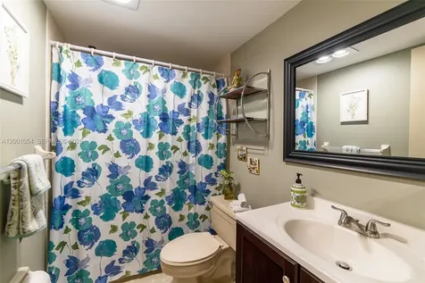 4221 W Palm Aire Drive Pompano Beach FL 33069