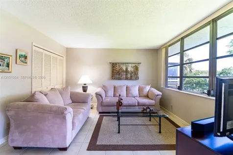 4221 W Palm Aire Drive Pompano Beach FL 33069
