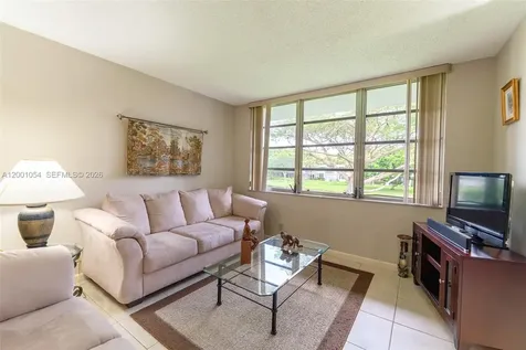 4221 W Palm Aire Drive Pompano Beach FL 33069