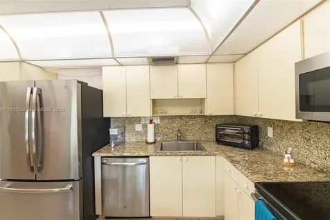 4221 W Palm Aire Drive Pompano Beach FL 33069