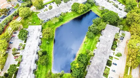 4221 W Palm Aire Drive Pompano Beach FL 33069