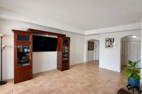 8906 W Flagler Street Miami FL 33174