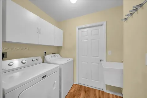 2840 NW 2nd Terrace Cape Coral FL 33993
