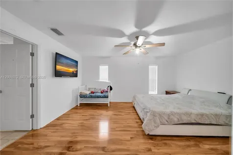 2840 NW 2nd Terrace Cape Coral FL 33993
