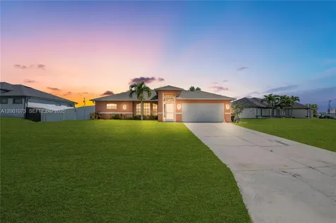 2840 NW 2nd Terrace Cape Coral FL 33993