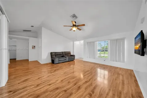 2840 NW 2nd Terrace Cape Coral FL 33993