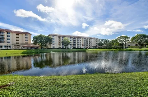 1258 S Military Trail Deerfield Beach FL 33442